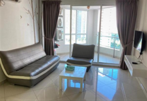 Mansion One SeaView Georgetown 2BR 6 Pax